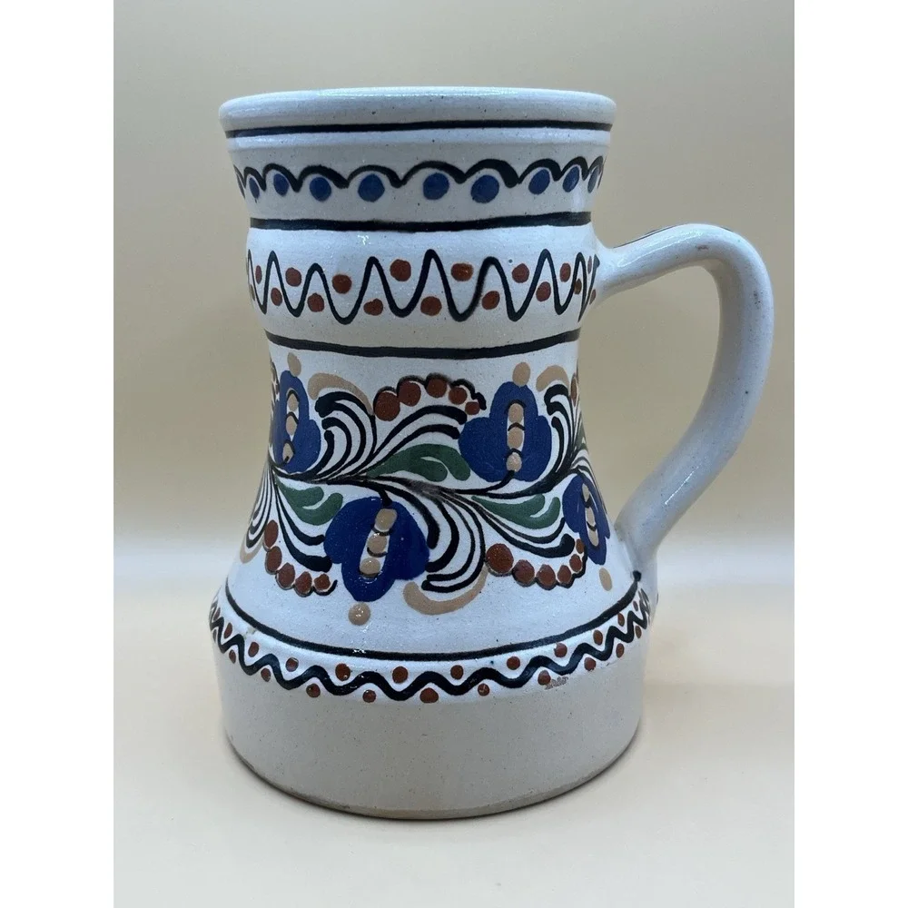 Veres Lajos Mezotur Hungarian Handcrafted/Handpainted Vase‎ w/ Handle - 5.75